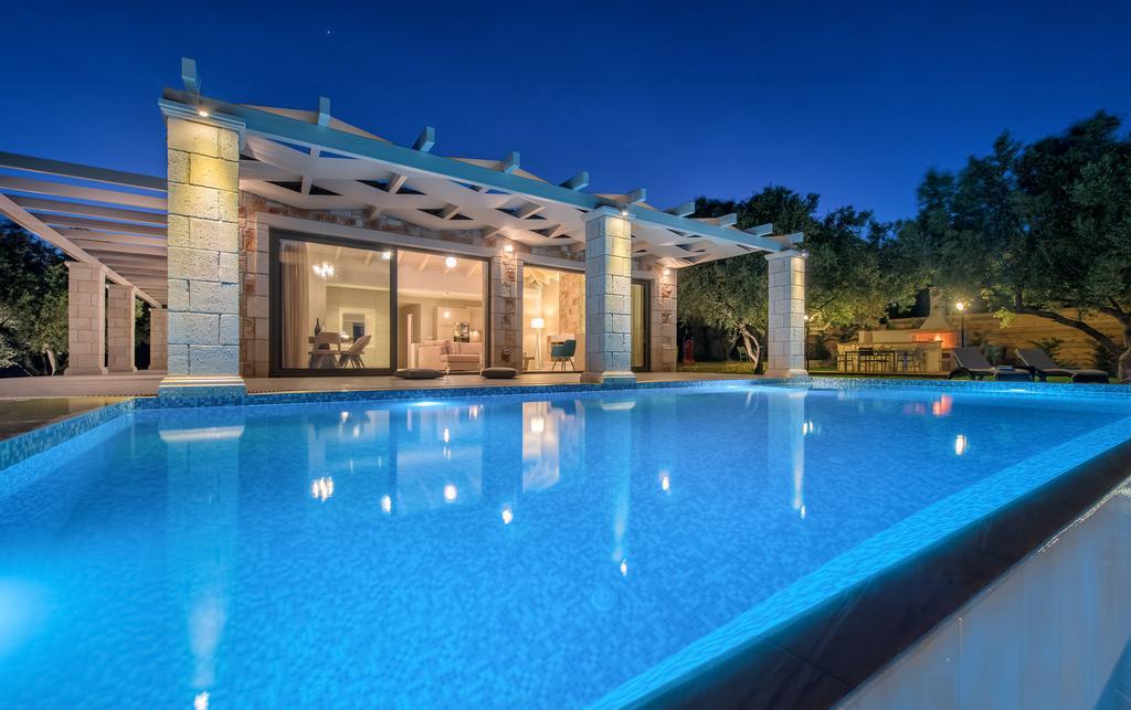 Avra Luxury Villa & Spa Keri Quarto foto