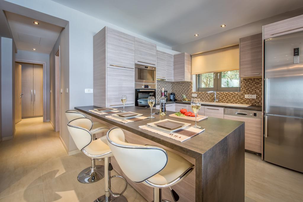 Avra Luxury Villa & Spa Keri Quarto foto